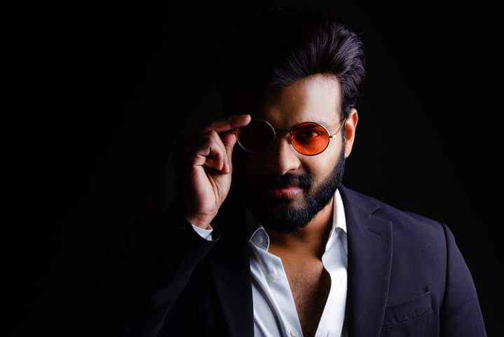 SShailendraOffl's tweet photo. I SEE YOU 😎

#mondaymood https://t.co/53mblduJzk