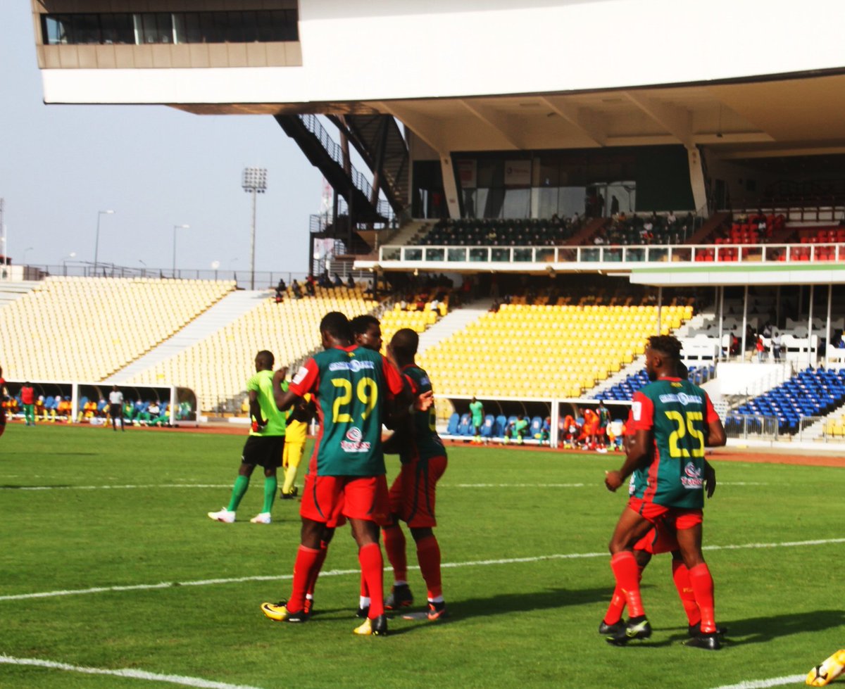 fgo_pro's tweet photo. Vous avez été près de 8.000 à regarder le match @canon_yde_ENG Vs @yosabamenda237 en direct de notre page Facebook! Ce qui est mémorable pour une 1ère expérience.Continuez de nous soutenir et abonnez massivement à tous nos comptes actifs sur les Réseaux sociaux.
#KpakumIsBack💚❤️ https://t.co/i02DQOZtGQ