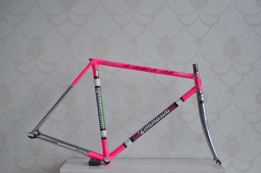 Ok gaes.
Untuk Tommasini, Look AC364, Giant Track Classic Series, Cinelli Red Hook Criterium Barcelona 02 bisa cek harga di instagram JasaTitipBeliSepeda ya.

#fnfjb