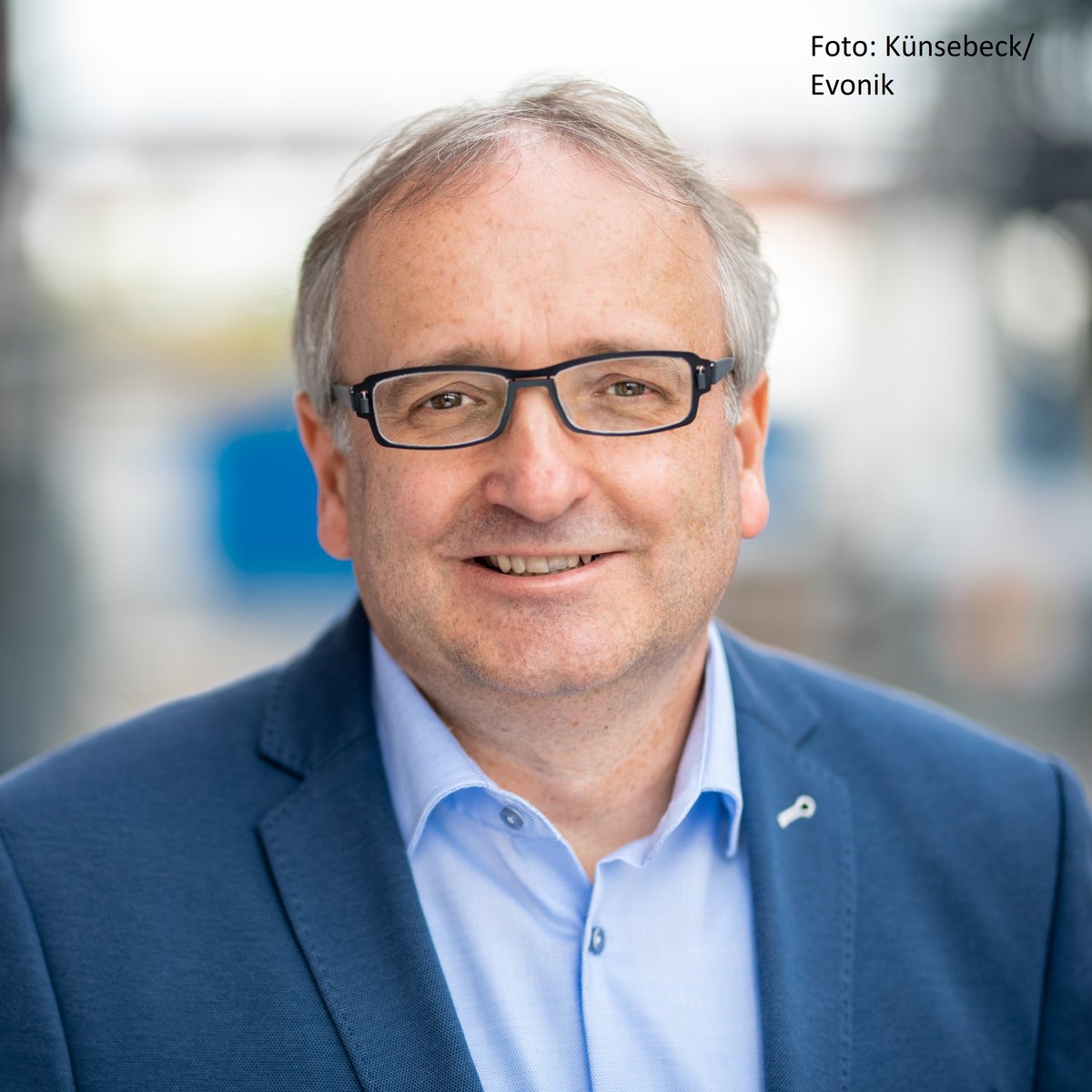 SchmitzStreits tweet picture