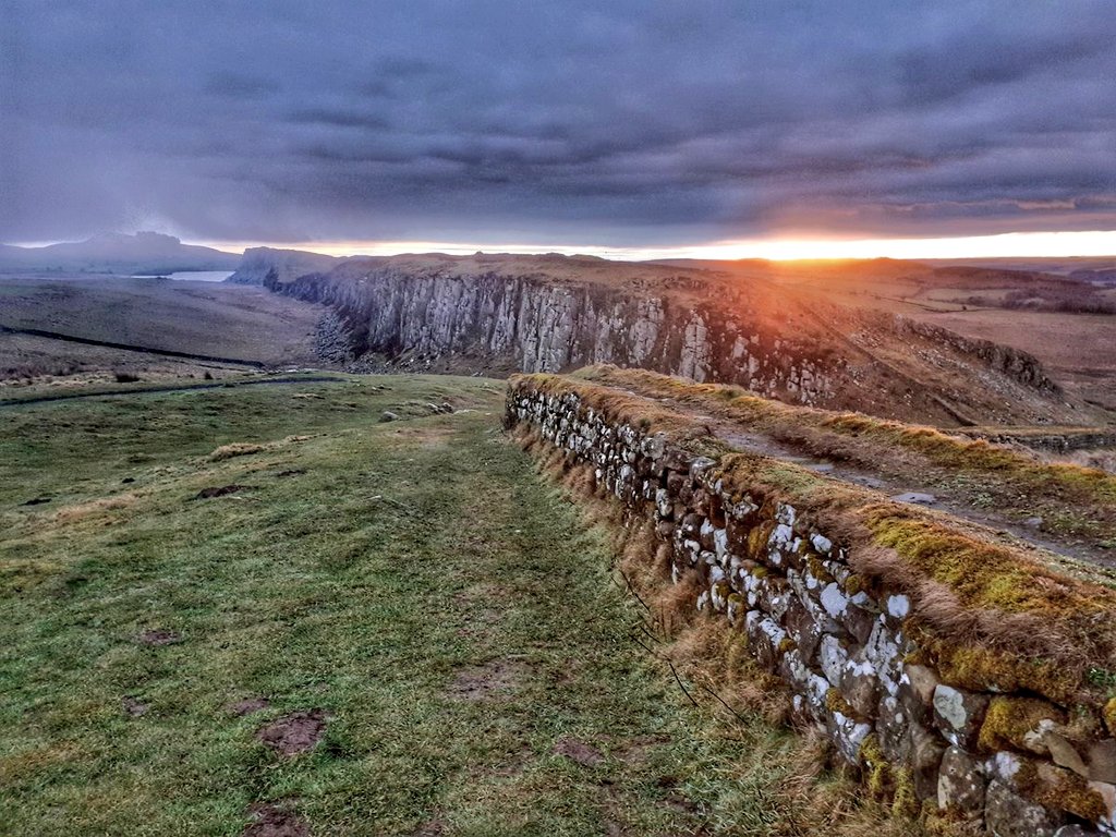 HWpath's tweet photo. Today's theme is sunrise 

#hadrianswall #nationaltrail #OutdoorsIndoors @NlandNP https://t.co/ACuh10qWNN