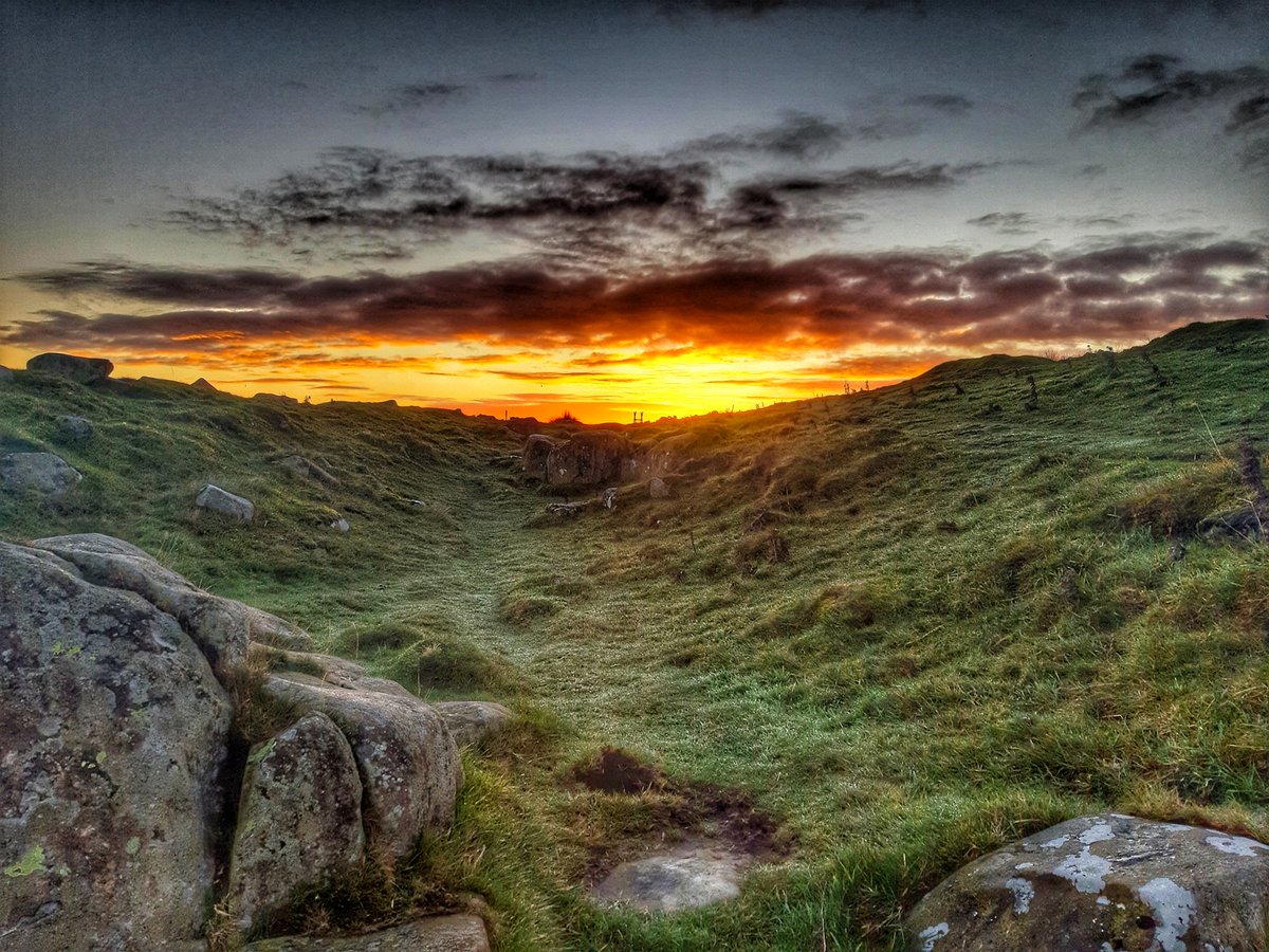 HWpath's tweet photo. Today's theme is sunrise 

#hadrianswall #nationaltrail #OutdoorsIndoors @NlandNP https://t.co/ACuh10qWNN
