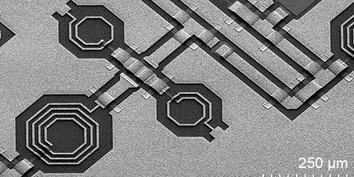 FBH_News's tweet photo. Bundling unique European expertise for spaceborne devices: @FBH_News, #Swegan and @BristolUni are partnering in the #Kassiopeia @esa #project to develop high-performance Ka-band #GaN #MMIC e.g. for #satellite #space and #radar applications 👉 https://t.co/kL0fRDdayN https://t.co/WpqCSvLJC4