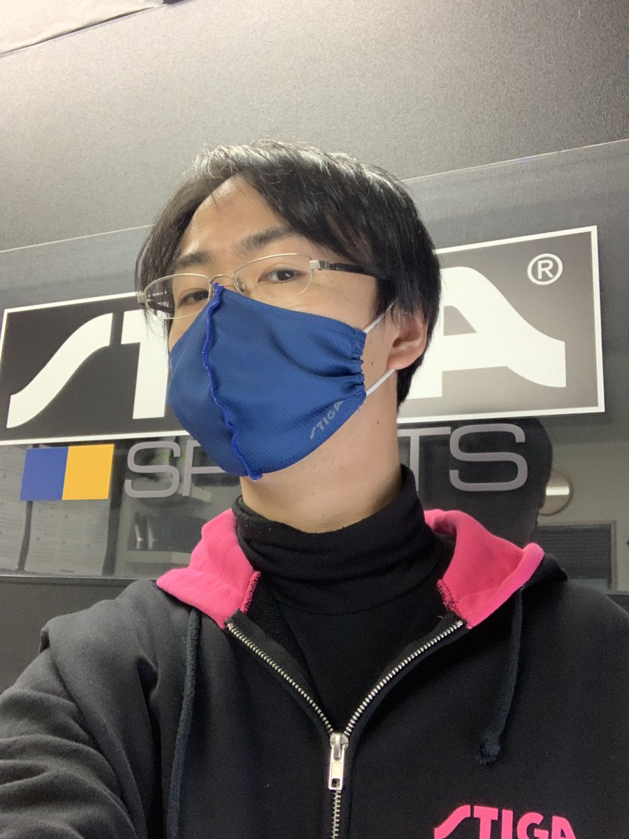 STIGA_JAPAN's tweet photo. 🎁感謝を込めてプレゼント企画🎁

第一弾は非売品STIGAマスク、ライトグレーとネイビーの2種類を1セットで 10名様にお届けします！

□応募方法
①@STIGA_JAPANをフォロー
②本投稿をRT

締め切り: 3月29日(月)

ご当選はDMにてご連絡致します☺️

#STIGA
#プレゼント企画
#感謝の気持ち https://t.co/nWDGMQqGUR