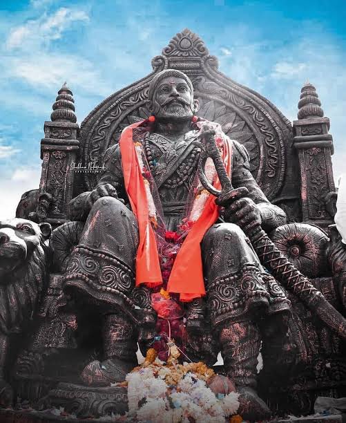 पूरा ब्राह्मणवादी मीडिया महाराष्ट्र सरकार के ख़िलाफ़ हमलावर हो गया है। दिल्ली सल्तनत ने मराठा साम्राज्य पर हमले के लिए अपनी ये दूसरी टुकड़ी भेजी है। पहली टुकड़ी में जाँच एजेंसियाँ - CBI, ED, NIA, NCB थीं। छत्रपति की जय। <a href="/AnilDeshmukhNCP/">ANIL DESHMUKH</a> <a href="/NANA_PATOLE/">Nana Patole</a> <a href="/OfficeofUT/">Office of Uddhav Thackeray</a> <a href="/supriya_sule/">Supriya Sule</a>