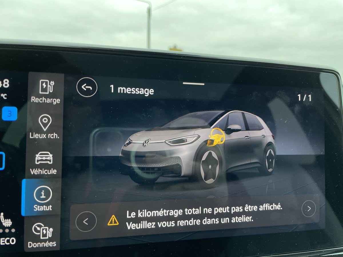fredericpotier's tweet photo. Je ne l’avais jamais eu celui la ! Un de plus à ma longue collection ! Dites @vw_france je fais quoi ? Je vais au garage ou pas ? 😡
@vwgroup_fr @Herbert_Diess @Niko_tweetos #id3 #id4 #vw #idgate #bug #tesla #electricvehicle #ve #vehiculeelectrique #automobile https://t.co/y9pl02nGXW