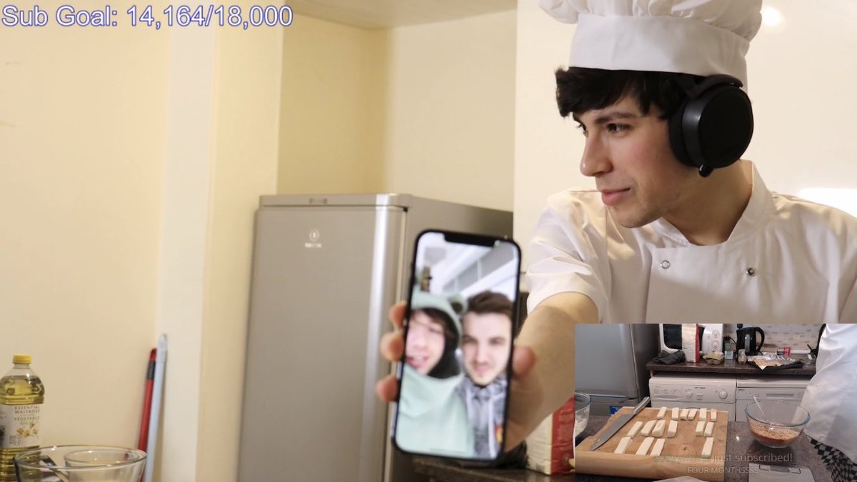 prokopyah's tweet photo. #GEORGENOTFOUND #georgecookingstream #chefgeorge https://t.co/6bp4tGSFmv