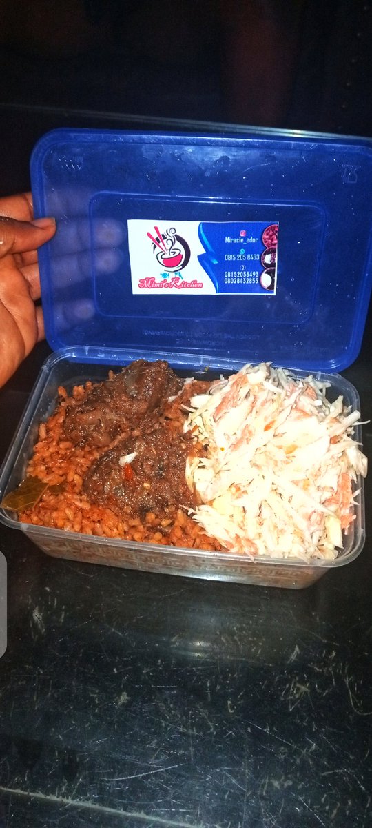 Miracledor's tweet photo. Good morning world, come patronise your girl for everything Small Chops,Litre of food,Pastries, we make food for your event services,get together, birthday parties https://t.co/cJojY2wBOM ,come patronise us oh abeg 🙏 #AbujaTwitterCommunity https://t.co/3CwEaB8Gq9
