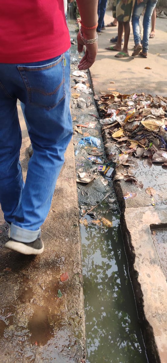 PawanSinghMLA's tweet image. This is Condition Of "Nirmal Bangla" in Bhatpara. People have to live like this Condition.@MamataOfficial Govt is Sleeping.@ArjunsinghWB @DilipGhoshBJP @amitmalviya @ujjwalpareek