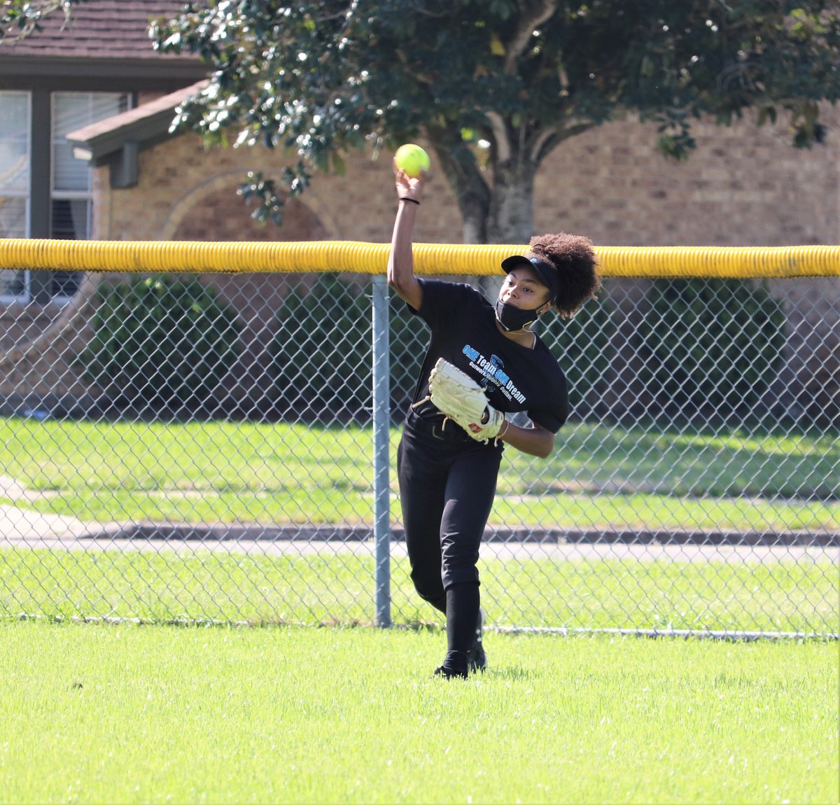 pgcamps's tweet photo. Infield keeps you in games: Outties save games :-).   @moriahpolar https://t.co/hAxSJgRU8W
