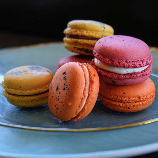 CapelliLaVita1's tweet photo. Our Couture Macarons are all handcrafted in our Atelier to make this fabulous culinary art ready to be enjoyed in our café or to pick up at our Pâtisserie Boutique. Coco Safar #capellilavita #savourlavita #macaronmonday #macaronstower #macaronslove #macaronsmadewithlove https://t.co/ZgIzIPo7rv