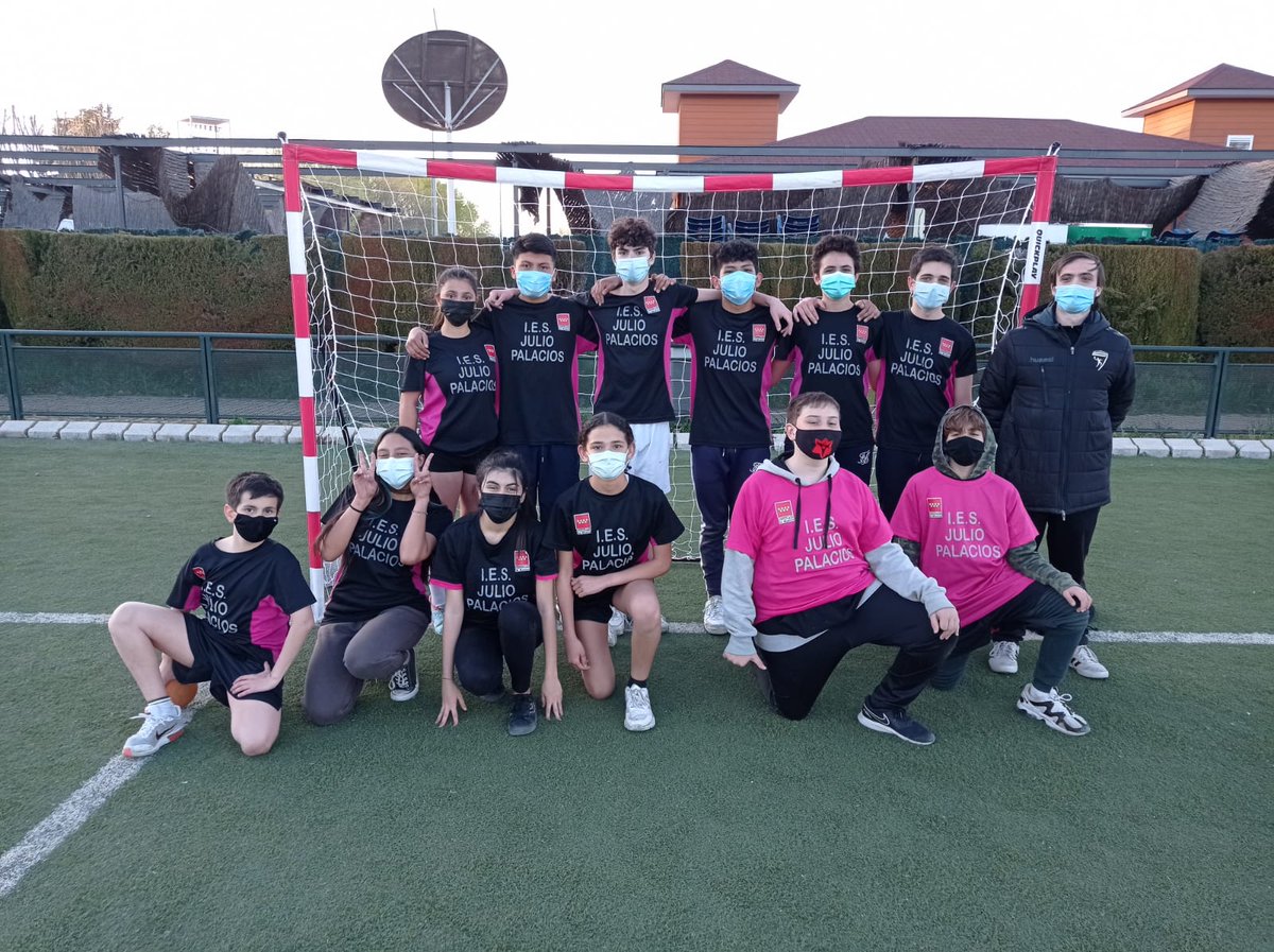 IES Julio Palacios tweet media