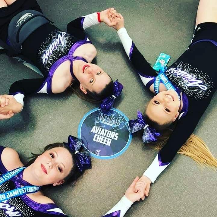 Aviators Cheer tweet media