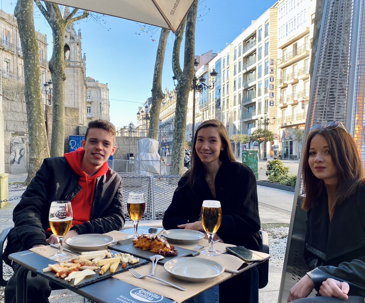 BitcoinRockCafe's tweet photo. 🙏GRACIAS POR ELEGIRNOS🙏
Cada vez sois más los que preferís el sabor de Bitcoin Rock Café es por eso que estamos muy motivados a seguir creciendo a vuestro lado.
🔝!Muchas Gracias a toda la comunidad, sois los mejores BitRockers!🔝
#gentebit #vamosalbit #bitrokers #comunidad https://t.co/wKJZ9i5d4W