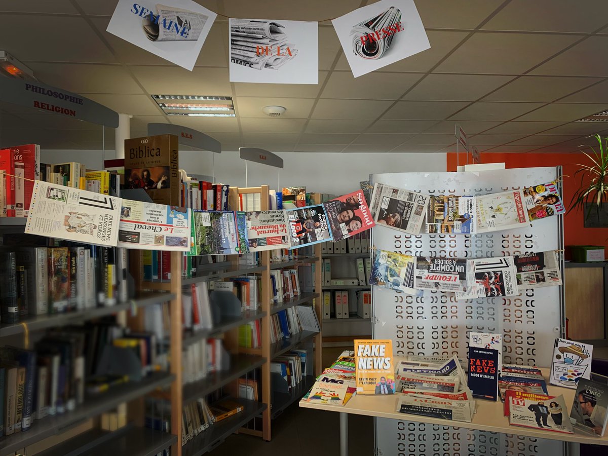 CdiCite's tweet photo. Semaine de la presse et des médias 
De nombreuses ressources disponibles au CDI
#clemi #semainedelapresse https://t.co/aZ3ECjeTqD
