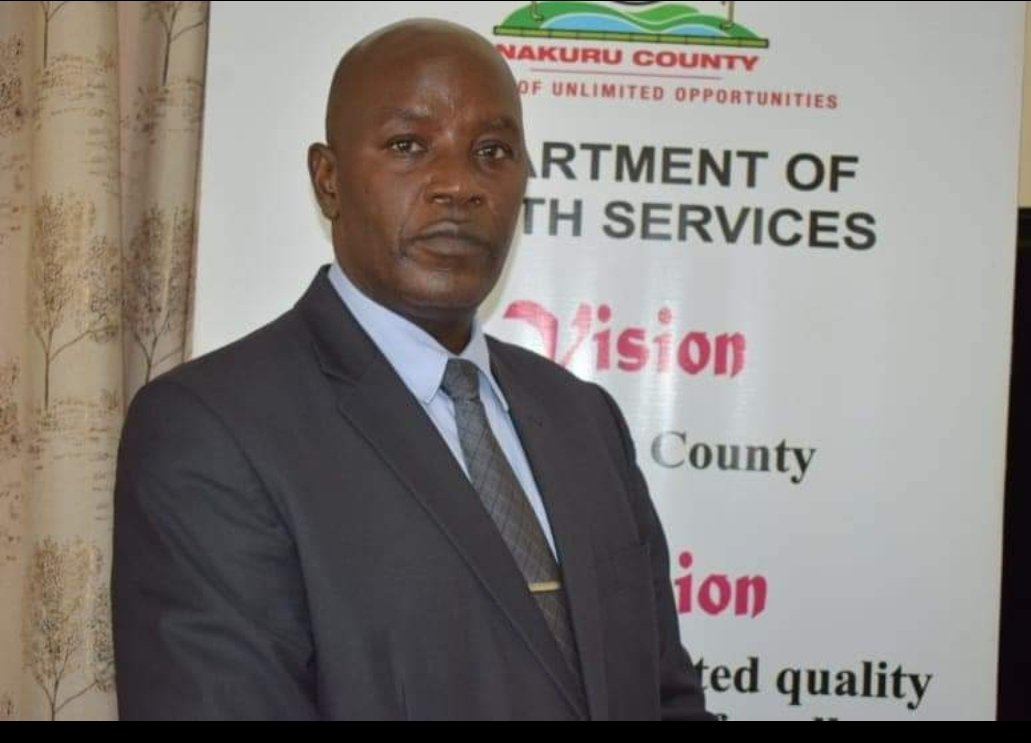 GovLeeKinyanjui's tweet photo. We regret to announce the passing of our Chief Officer in charge of Public Health Mr Samwel Kingori.

He had been hospitalised for the last few days with COVID-19 related complications and had shown great recovery until 9.40am this morning when he suffered a cardiac arrest. https://t.co/VhWYiLKYTM