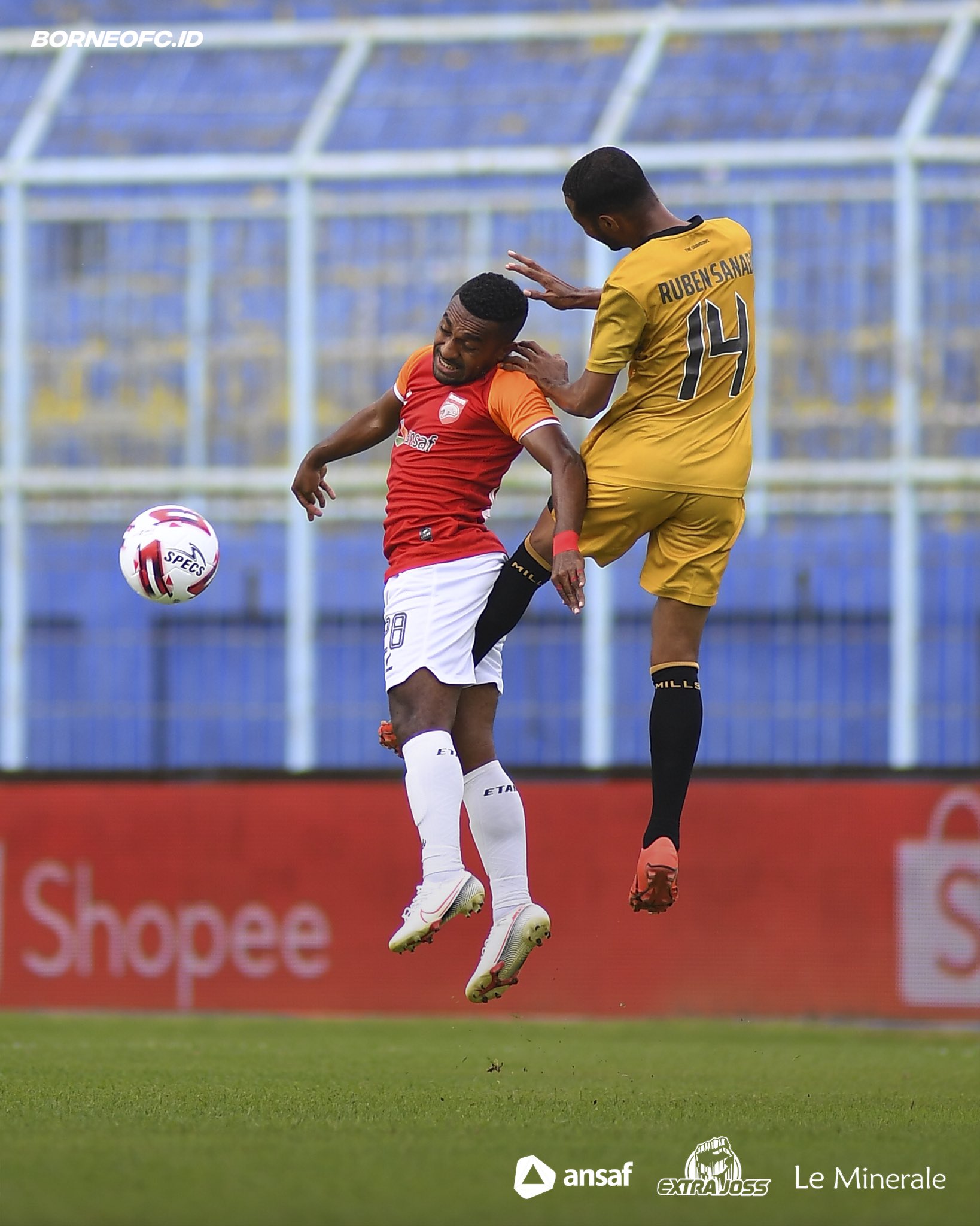 Duel Bhayangkara FC vs Borneo FC