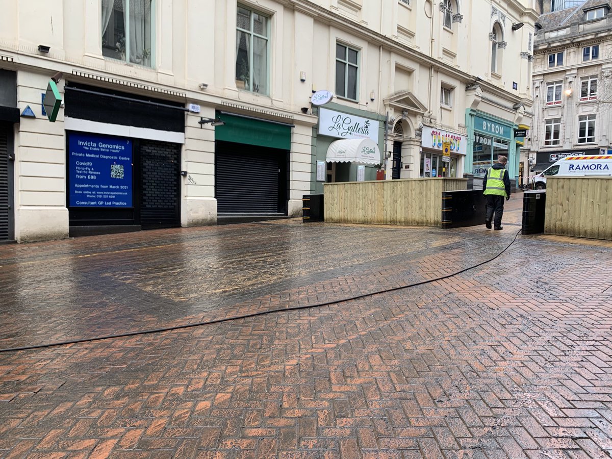 CentralBham's tweet photo. Transforming spaces this morning, pavement cafes coming soon to support the businesses. https://t.co/20ueLjOnDL
