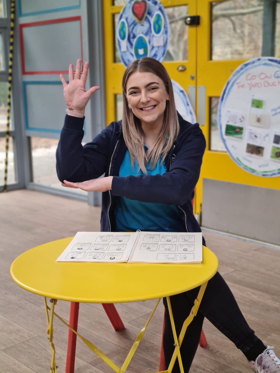 theyardscotland's tweet photo. We are running another Introduction to @Signalong course on Friday 30th April 9am - 12noon over Zoom. Participants can expect to learn around 100 basic signs and no prior knowledge is required. Find out more or book your place today at https://t.co/lzogjZ953u #training #siganlong https://t.co/IcQvZjzlgh