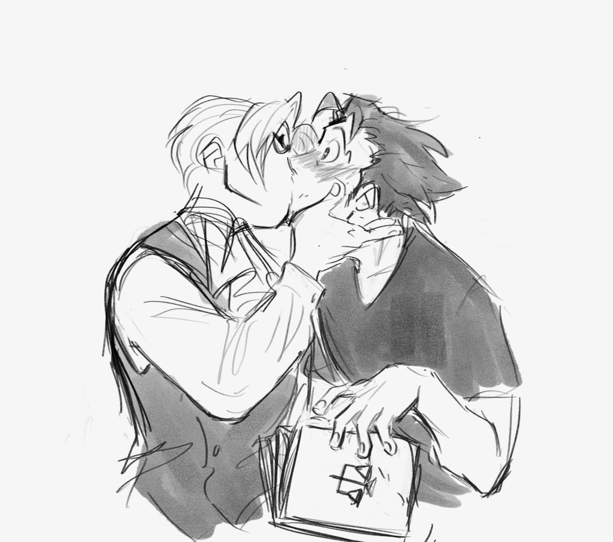 Finally a kiss‼️‼️ https://t.co/axEKPfSgQk 