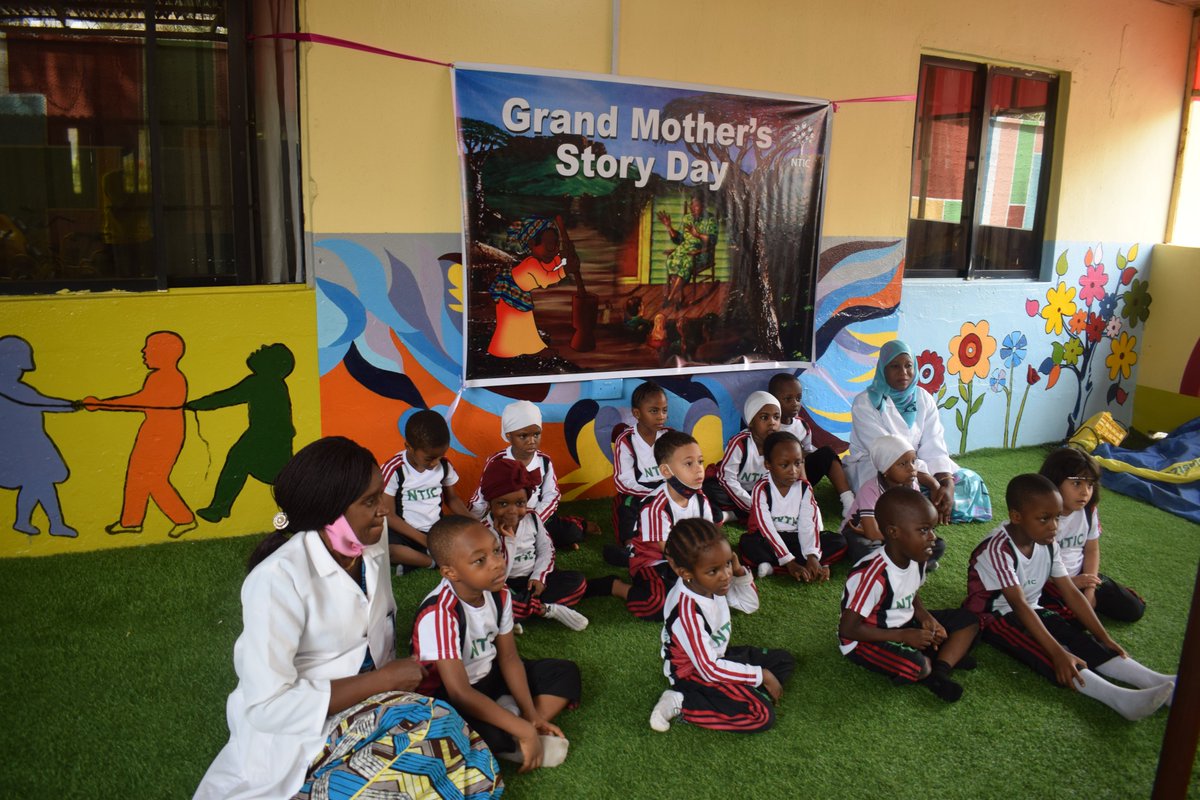 NticNur_Pry's tweet photo. NURSERY GRANDMOTHER STORY DAY (RECEPTION) https://t.co/IaFwD1EPYx