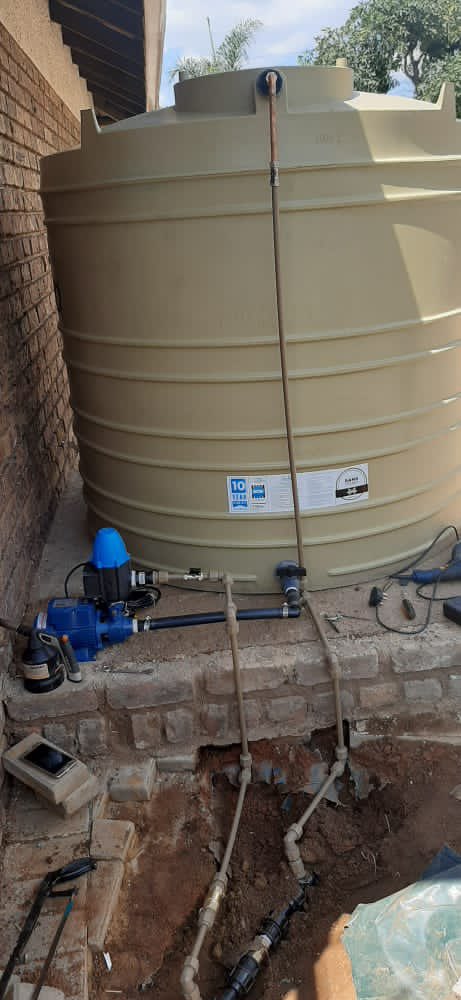 CollenMasombuka's tweet photo. Water tank nd pump installation   Dm for quotation around witbank and surrounding areas.  #smallbusinessesmatters https://t.co/6tdOhccyKZ