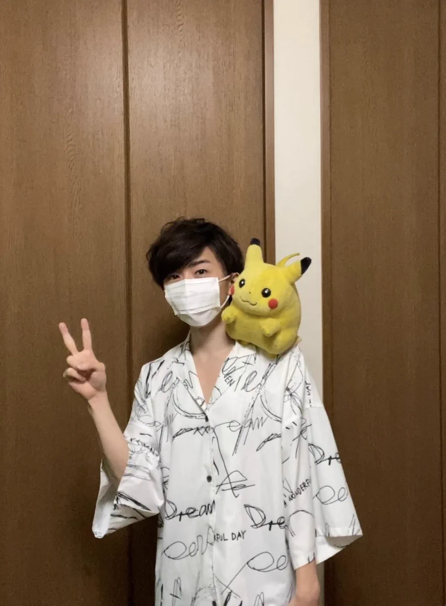 皆がイメージする等身大ピカチュウと、実際の等身大ピカチュウがこちら！