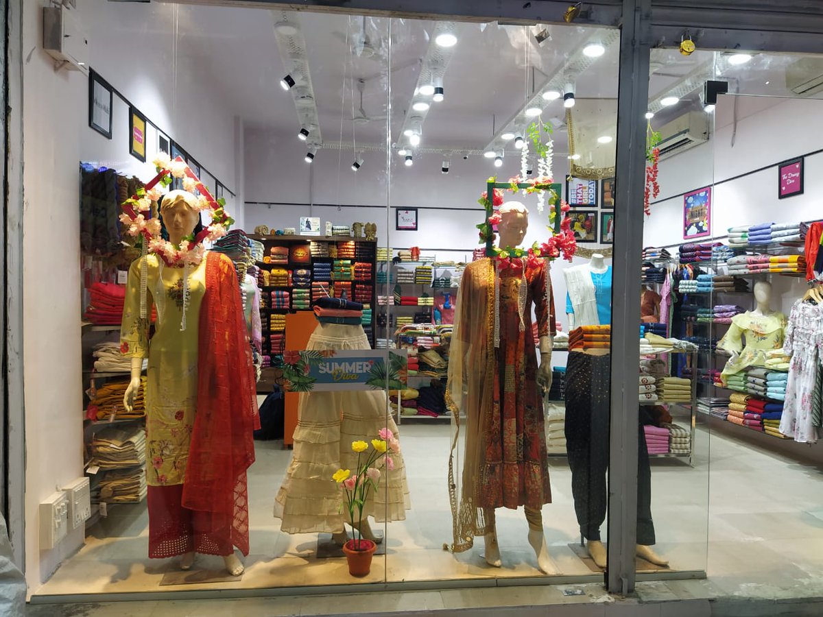 Kaira_India's tweet photo. Introducing the exciting collection of Kaira now in Chintal! Styles for all your moods and colours for all seasons. Shop now at Kaira!

#NewStore #StoreLaunch #StoreAlert #Trends #NowOpen #Shopping #Fun #Clothes #Dresses #Party #Chintal #KairaIndia #Kaira #BeThatGirlToday #india https://t.co/TgCALeCXeL