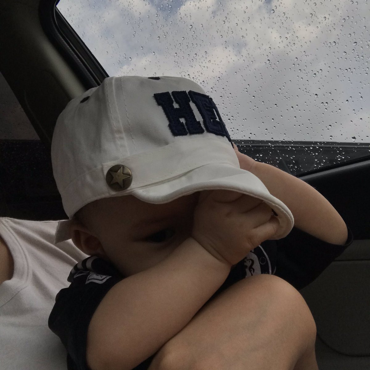 callendraowenz's tweet photo. suka dia 🧢 baru dia https://t.co/NYx43Da52i