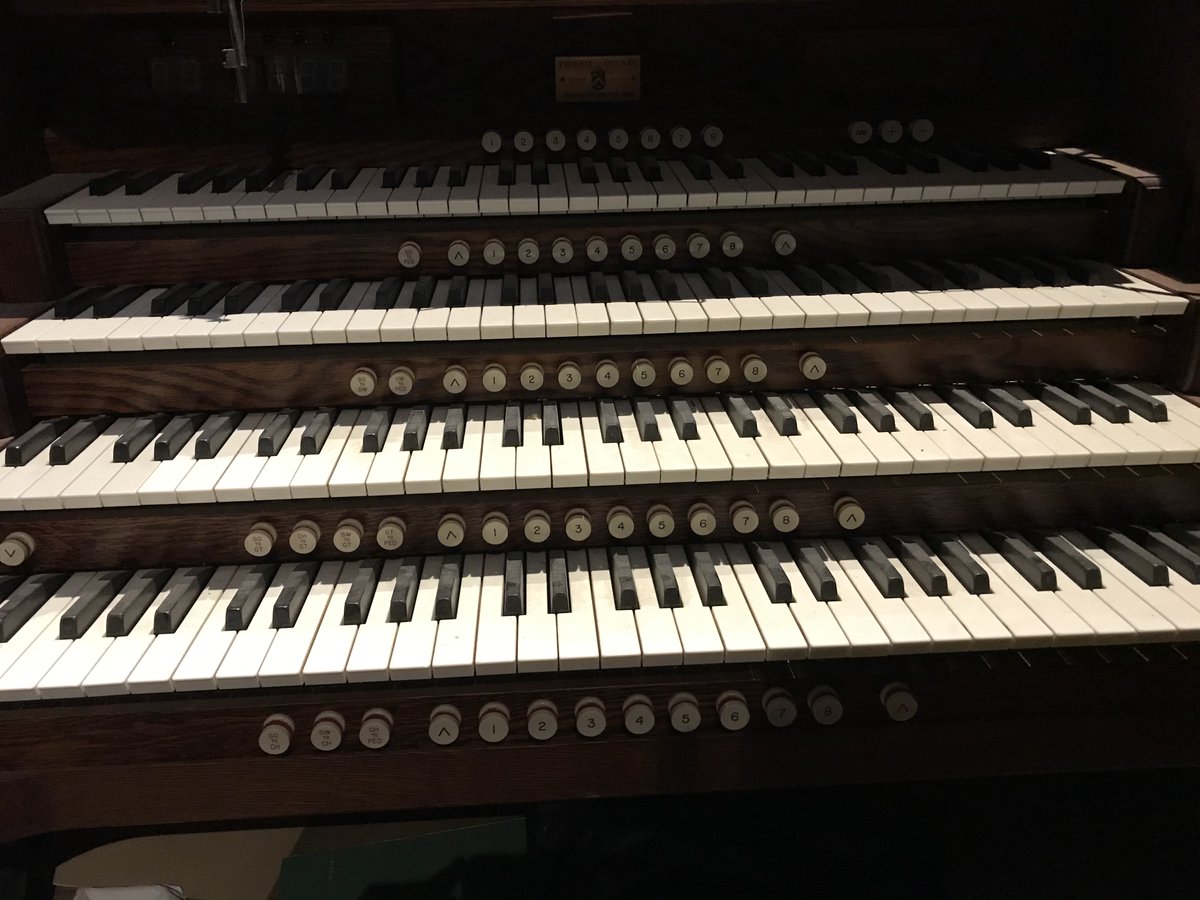 NclCathMusic's tweet photo. One of the most notable organists at @NclCathedral was Charles Avison (1709-1770) who is most known for his 12 Concerti Grossi. You can view this vibrant performance with excellent period-instrument playing technique here:

https://t.co/OgYiXPoUTz https://t.co/gMQzlaRPF5