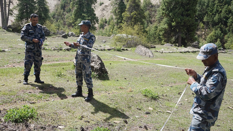 weeklynepal's tweet photo. New post (प्रदेश नं १ मा ५१ बिओपी स्थापना) has been published on Weekly Nepal - https://t.co/IEbBCYdHTJ https://t.co/nxqSTDMt38