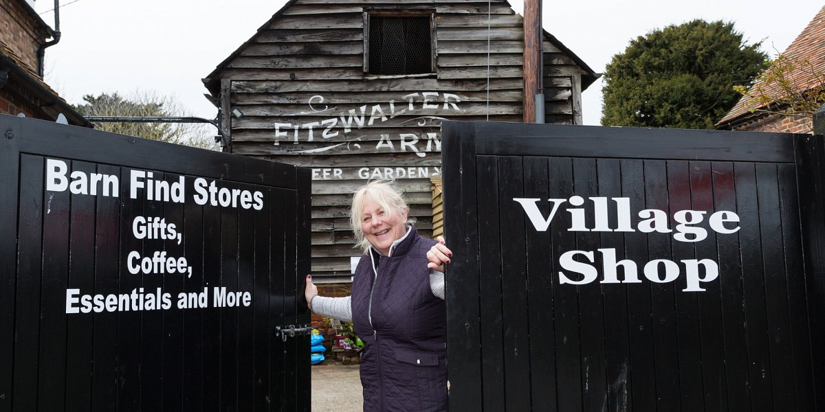 PubandBarMag's tweet image. .@ShepherdNeame pub The FitzWalter Arms in #Goodnestone near #Canterbury has used a @PubistheHub_uk grant to transform a disused barn into a village shop - pubandbar.com/story.php?s=20…