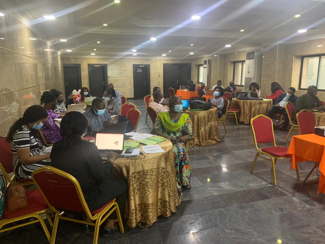 jaynewhyte's tweet photo. Excited about the next few days. Thanks to the #pooledfund the @SUN_Movement in Nigeria brings together representatives of the networks to develop a 5 yr strategy that will ensure improved nutrition outcomes for the most vulnerable including women and children. @CS_SUNN @SUNCSN https://t.co/EhjxeXFxDS