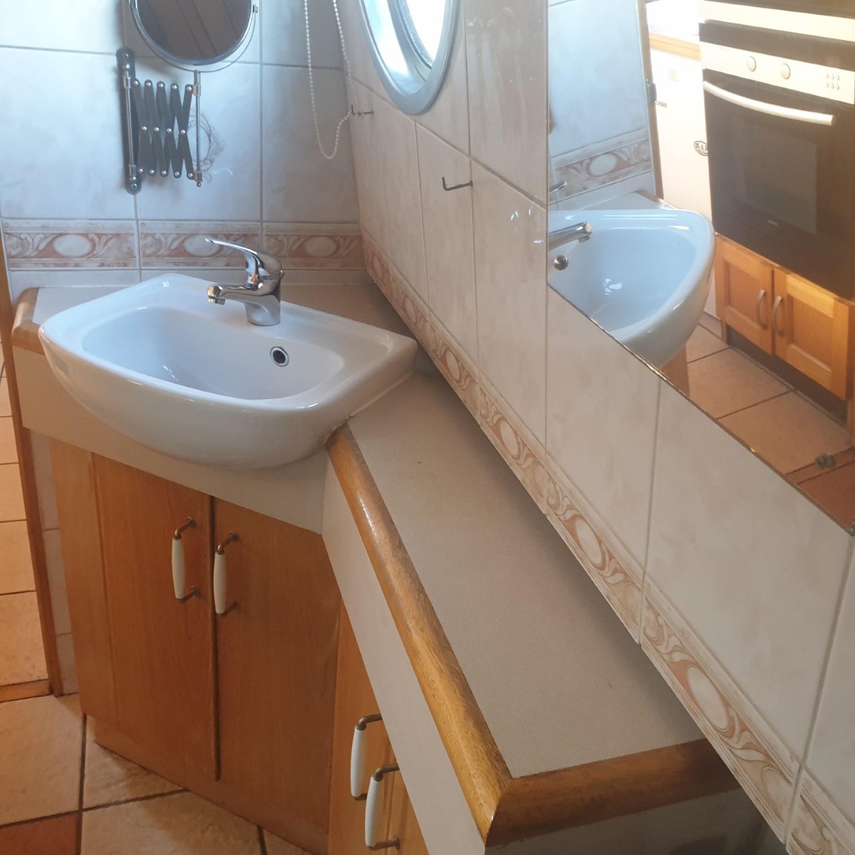 CalcuttMarina's tweet photo. Calcutt Boats Brokerage Boat - Iris Rose...
Call 01926 813757 #Kitchenandutility #Narrowboatforsale #Boatforsale #Grandunioncanal #Oxfordcanal #Boatlife #Liveaboard #Newlife #Lifeonwater #Familytime #CBbrokerage #Calcuttboats #Canal #Britishcountryside #Warwickshire #Northampton https://t.co/uy3QAItd9r