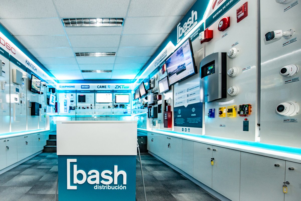 Bash Chile tweet media