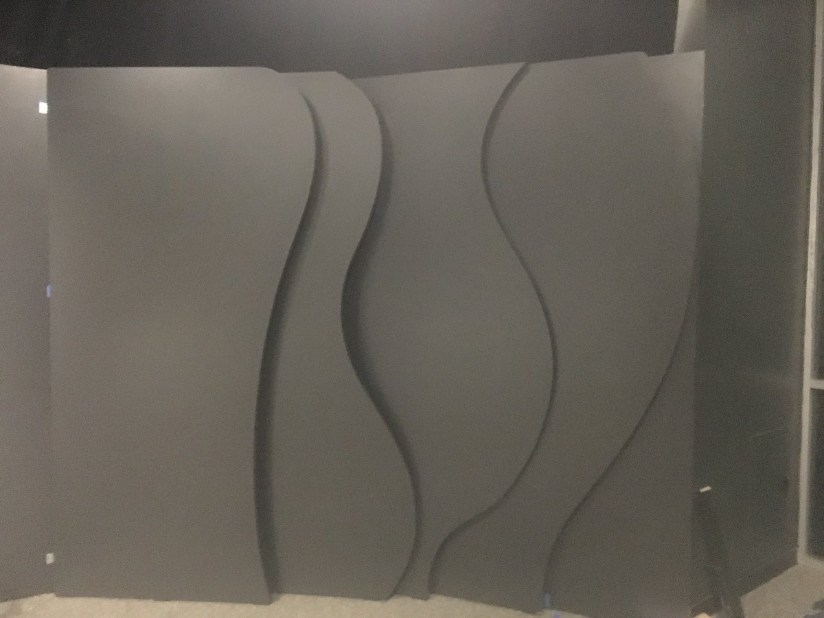 glueguy's tweet photo. Using one of our #adhesives, our customer @sciencemuseummn made several stress skin walls for its new exhibit: "Skin: Living Armor, Evolving Identity." The client was impressed by the glue's strength and that it didn't melt the foam. The walls are now up for viewing! #glueit https://t.co/LZNWJl8RvA