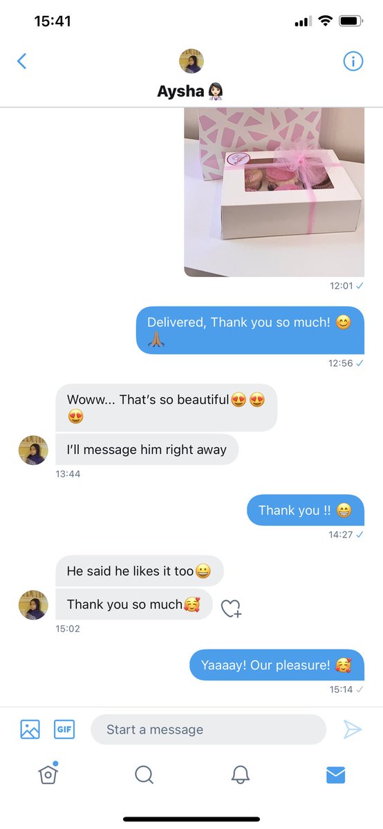 robyzbakery's tweet photo. #AbujaTwitterCommunity the order we got yesterday? We delivered! 💃🏽💃🏽💃🏽 @rarest_gem Thank you so much! 🥰 
PLEASE repost someone who needs our services might be on your timeline! Thank you!
 #luxurygift #luxurycake #harvardcake #Abujastreet https://t.co/JopTvqWO0H