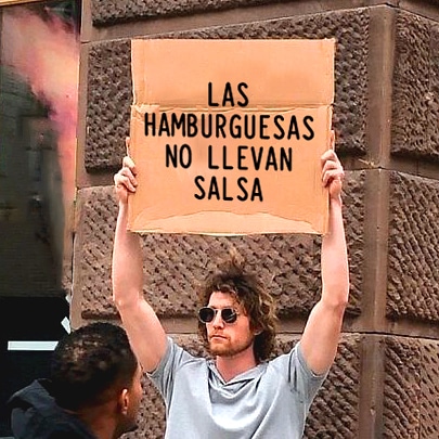 ModestoMiniBurg's tweet photo. #VivióEngañadaTodaLaVida
#SiVaAComerPuraSalsaMejorPidaUnCeviche
#SiMeVanACompararQueSeaConAlgoBueno
#LaSalsaEsParaBailarla https://t.co/53KbbxEvIt