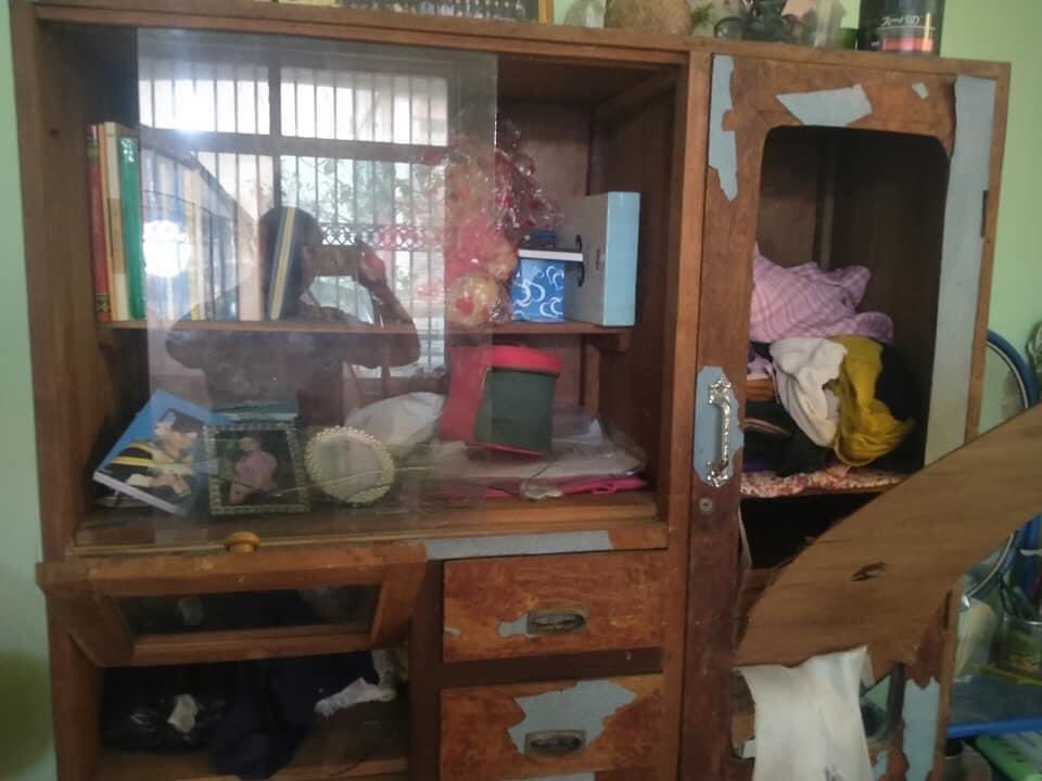 NanEiMonMyint1's tweet photo. Civilians are not safe even in the house. 
The military junta destroyed a house on Manaw Hari between 45th and 44th Streets, Mandalay with a backhoe and took two mobile phones from the house.

#WhatsHappeningInMyanmar #SACTerroristGroup 
#Mar22Coup 
#SaveMandalay https://t.co/oSyQsMbKk8