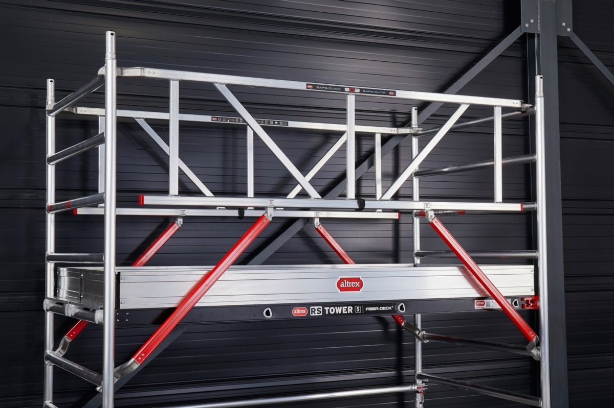Probin_ppdrecht's tweet photo. Profiteer van extra scherp geprijsd klimmaterieel tijdens de voorjaarsactie van Altrex! Met voordeel op verschillende trappen, ladders, steigers én meer. Bekijk de actie!   #Altrex #actie #trappen #ladders #steigers #Probin #Papendrecht #bouw #industrie https://t.co/PuDuPOKGDC https://t.co/QFo6yd2FOa