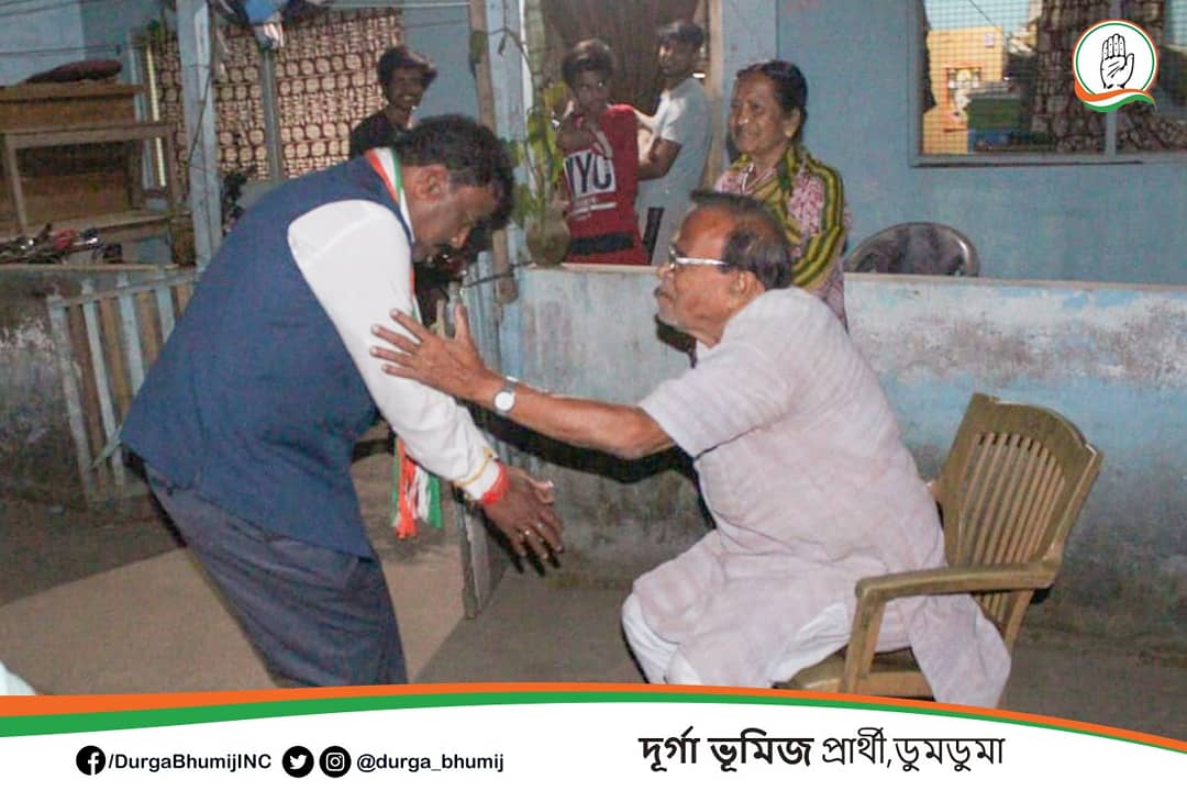 durga_bhumij's tweet photo. নিৰ্বাচনী প্ৰচাৰৰ উদ্দেশ্যেই আজি কেইবাটাও অঞ্চল যেনে কুমাৰী পট্টি, সোণাৰি পট্টি, নাগা পট্টিত পদযাত্ৰা কৰি ৰাইজৰ সৈতে বাৰ্তালাপ আৰু মত বিনিময় কৰো। যুৱক-যুৱতী, ডেকা-বৃদ্ধ সকলোৰে অংশগ্ৰহণ ও সঁহাৰি পাই মই নথৈ আনন্দিত হ'লো আৰু সদৌ ৰাইজলৈ শ্ৰদ্ধা আৰু ধন্যবাদ জ্ঞাপন কৰিছোঁ। https://t.co/PdOnurhP7j