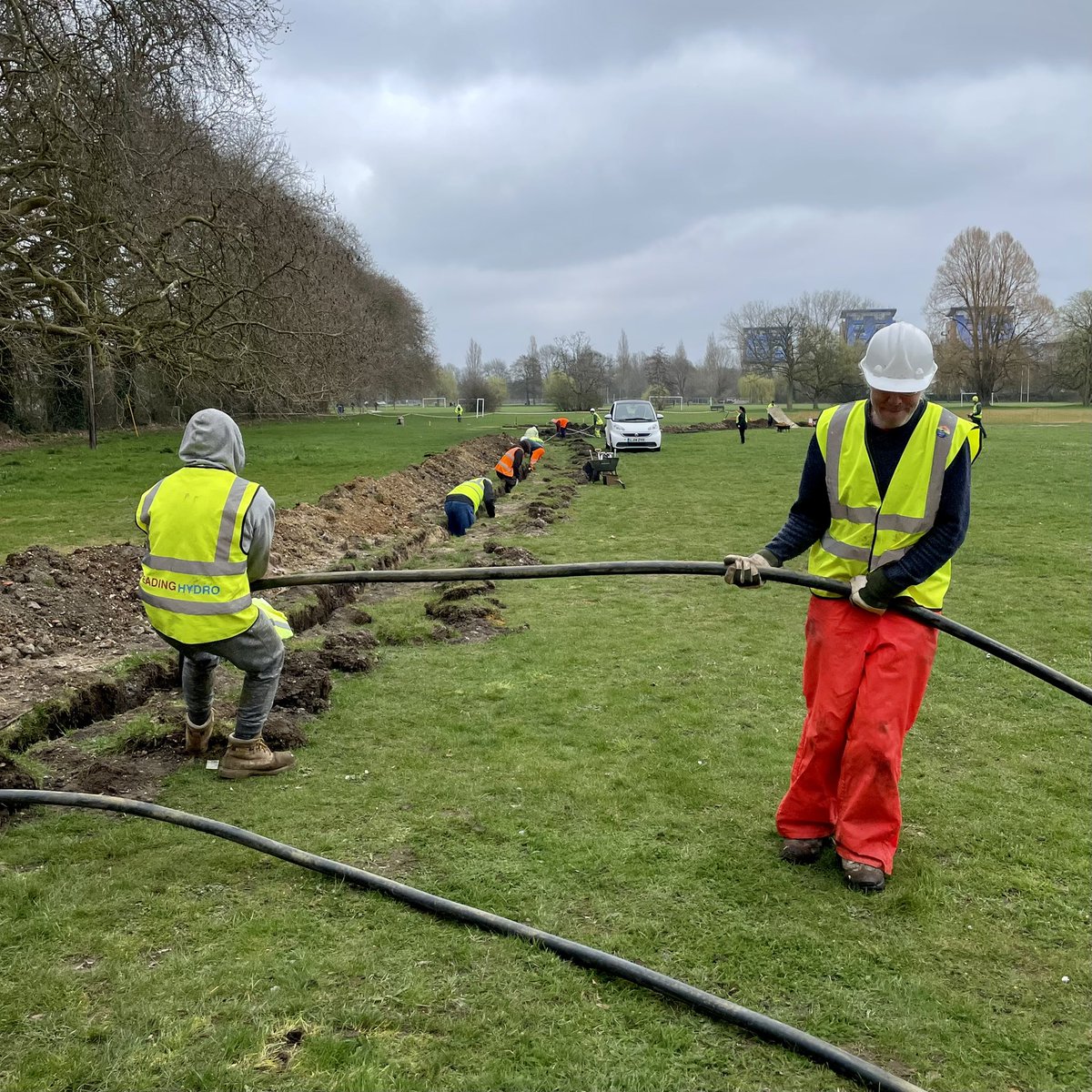 RdgHydro's tweet photo. Cable Pull Success! 🎉 🔌 Thanks to all 56(!) of you who came on Saturday and helped us pull our electrical cable from our grid connect point to our turbine house, underneath the Thames! Check out some of the images from the day #rdguk #caversham #berkshire #hydro #Sustainability https://t.co/Sn3WOkl0ns