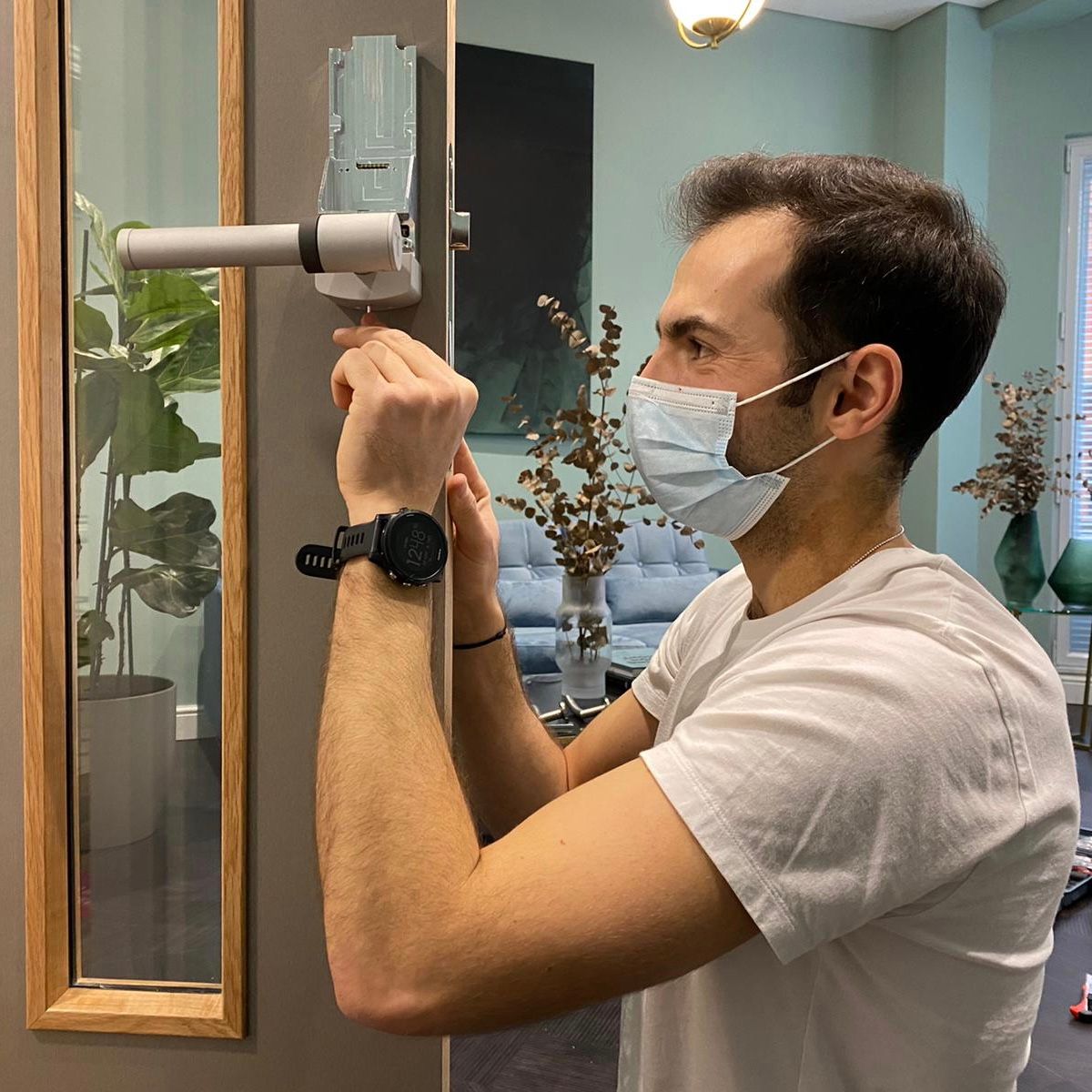 Last week Tweaq installed Touch 1 in the Halkin offices in London. We received great feedback on Touch 1's future in co-working spaces! 

Halkin's development manager, Theo Kingshott, said 'This is our final step to make sure the office building is 100% Covid secure.'  

#offices