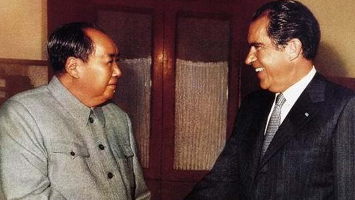 19/1973-1989: In early 1970, with the shaking hand of Mao and Nixon (which is considered as the most hated US president in Vietnam, understandably due to his treachery and cruelty in the world), China started to go against the Soviet Union and into the US influence.