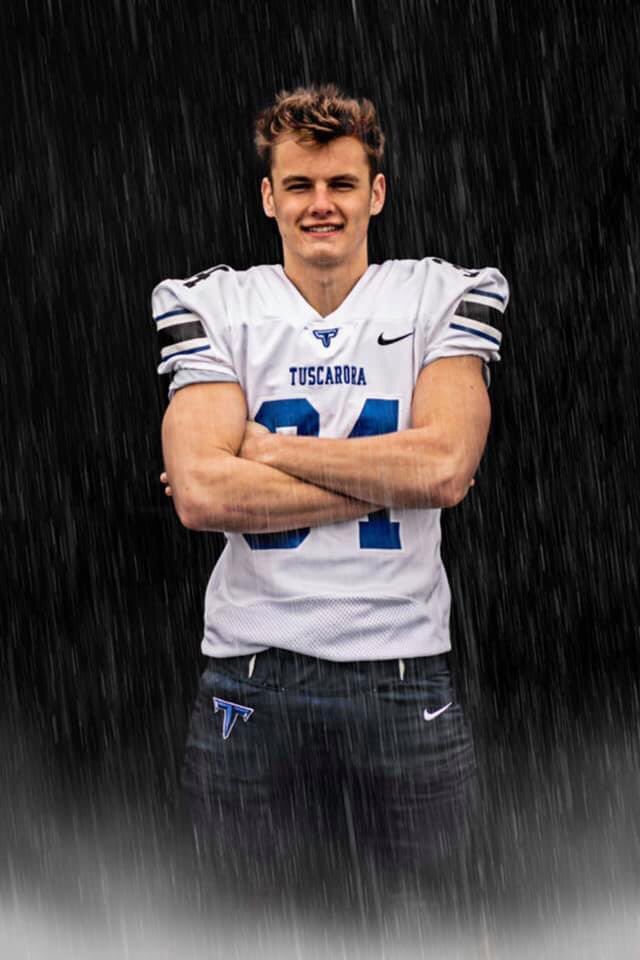 CoachWheels1's tweet photo. SENIOR WEEK: https://t.co/Q0gprfeDFN