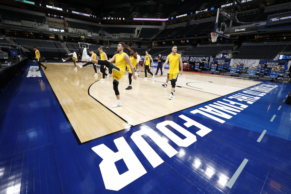 RT if you are taking a 2-hour lunch break today. #Hawkeyes 😉