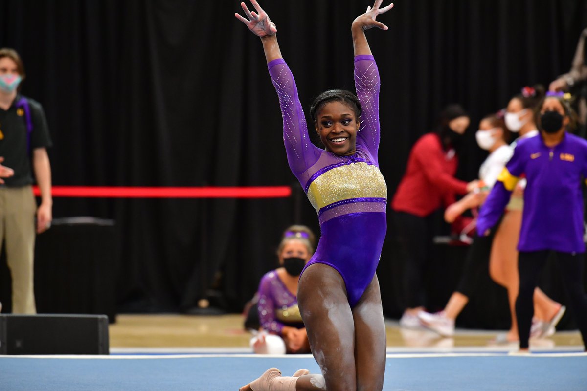 No. 1️⃣

Kiya Johnson ends the season as the best floor performer in the country!