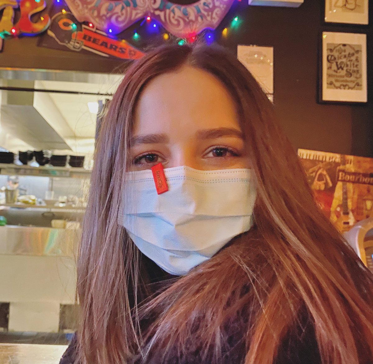ScentClip's tweet photo. We love seeing our fans wearing ScentClip wherever they go! 🗺
Where do you wear your #ScentClip? Comment below! ✨🌿

#city #staysafe #maskup #travelathome #aromatherapy #masks #health #wellness #dinner #healthychoices #support #citylife #cityview #love #lavender #supportlocal https://t.co/R20Pw119LI