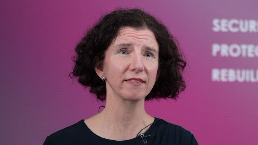 💻| Tomorrow evening, <a href="/AnnelieseDodds/">Anneliese Dodds</a>, will deliver the West Midlands LFIG Annual Lecture online on the UK’s response to Brexit and the pandemic! Fancy joining us? You can sign up here: orlo.uk/PY94T #TeamAston