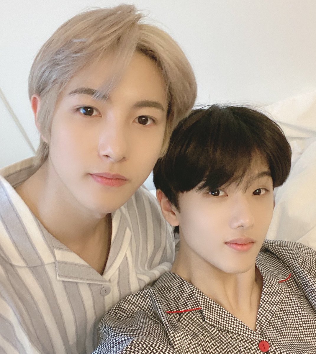 jisung is the younger brother renjun never had: a thread